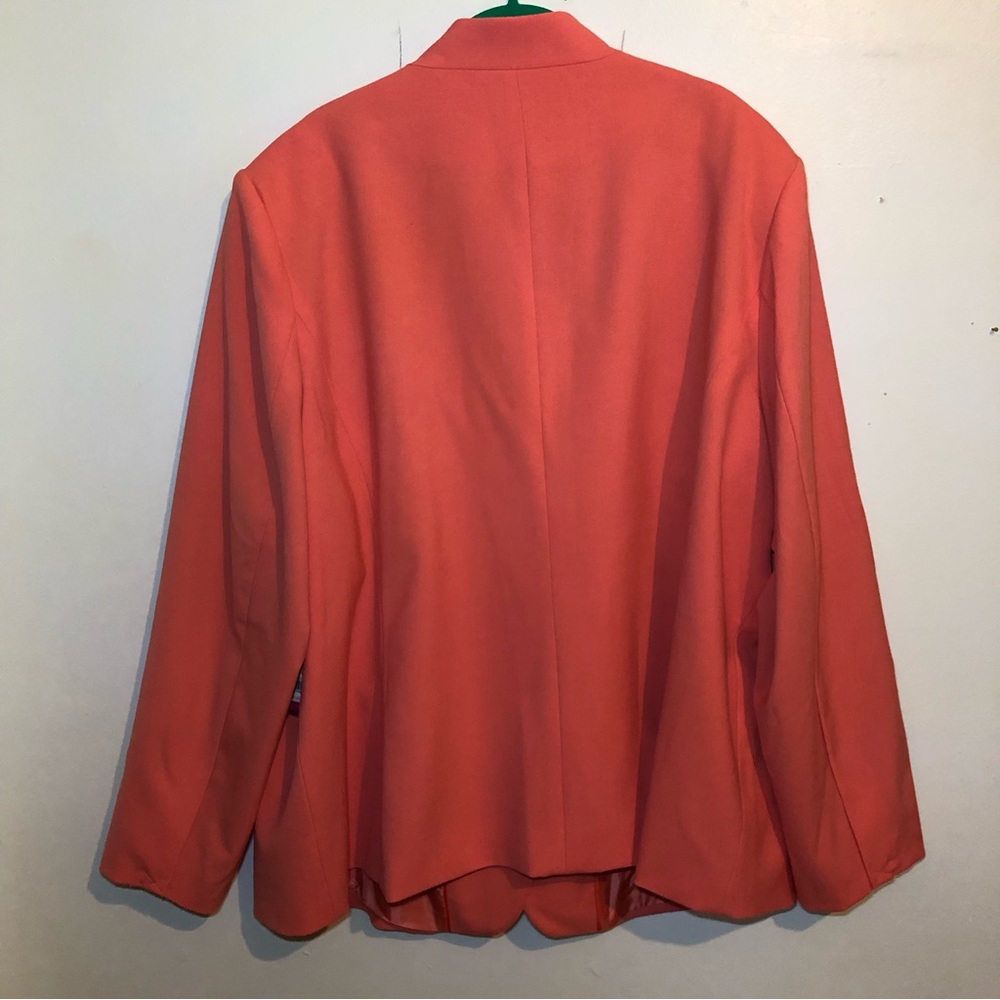 Vince Camuto Blazer in Peachy-Tangerine, size 24W. - Picture 7 of 11
